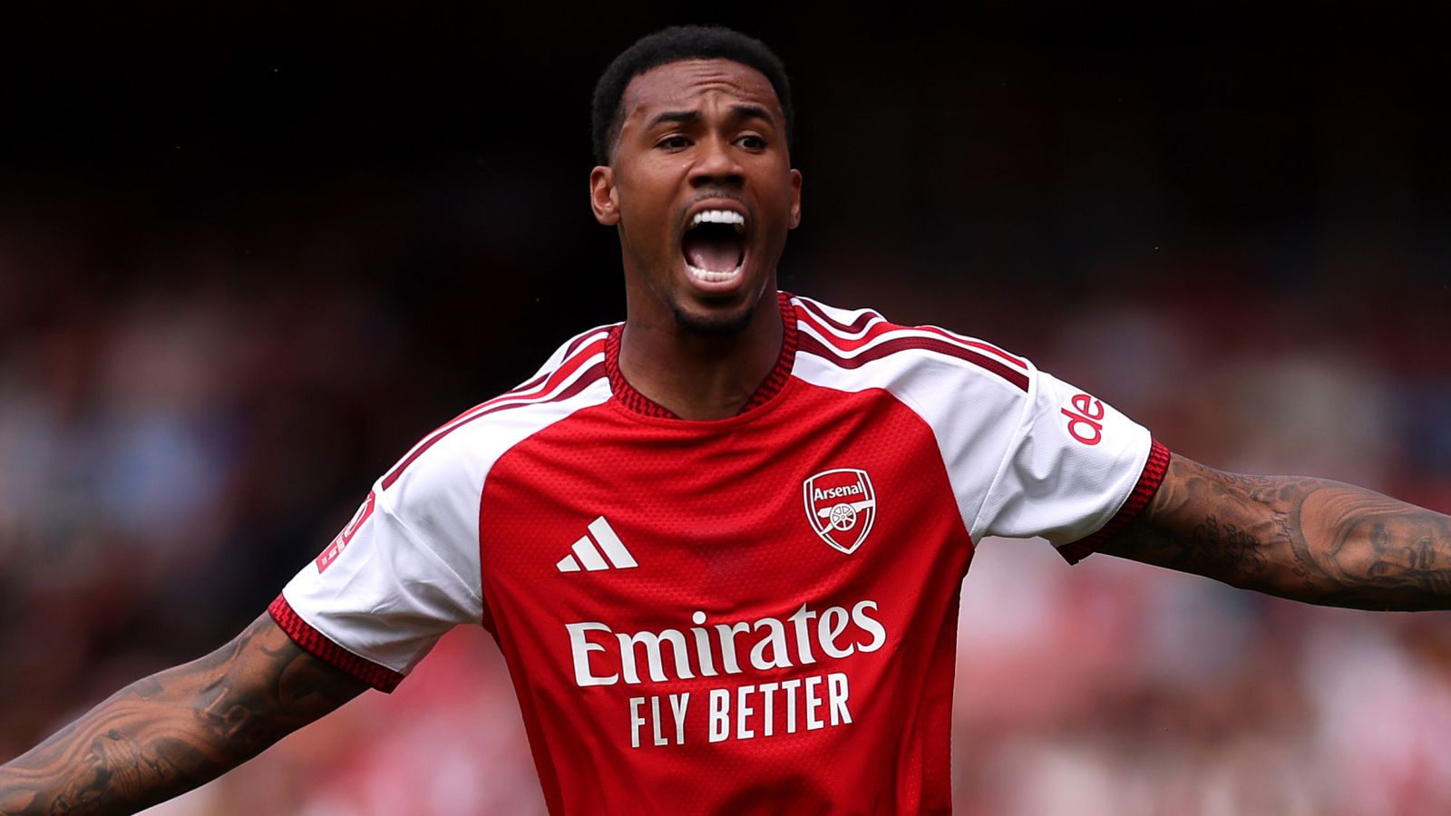 阿森纳在季前赛中防守表现薄弱 - 在英超联赛即将开始之际,他们能否在没有威廉·萨利巴的情况下应对?